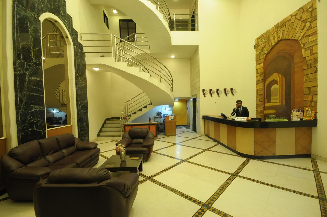 Hotel Grape City Nashik Exterior photo